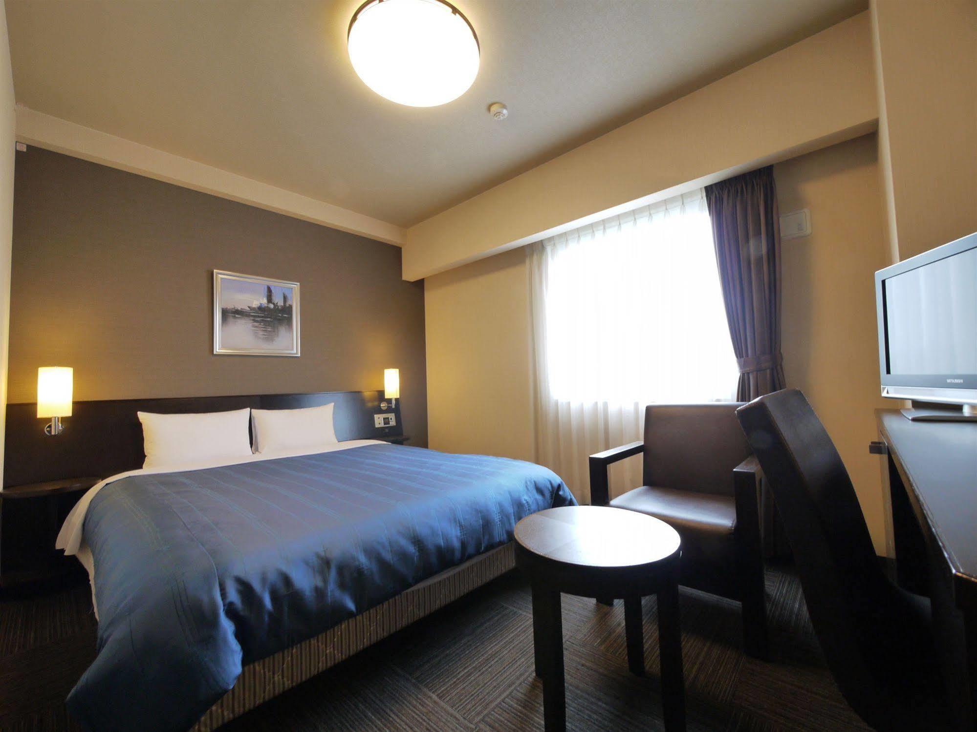 Hotel Route-Inn Shibukawa Extérieur photo